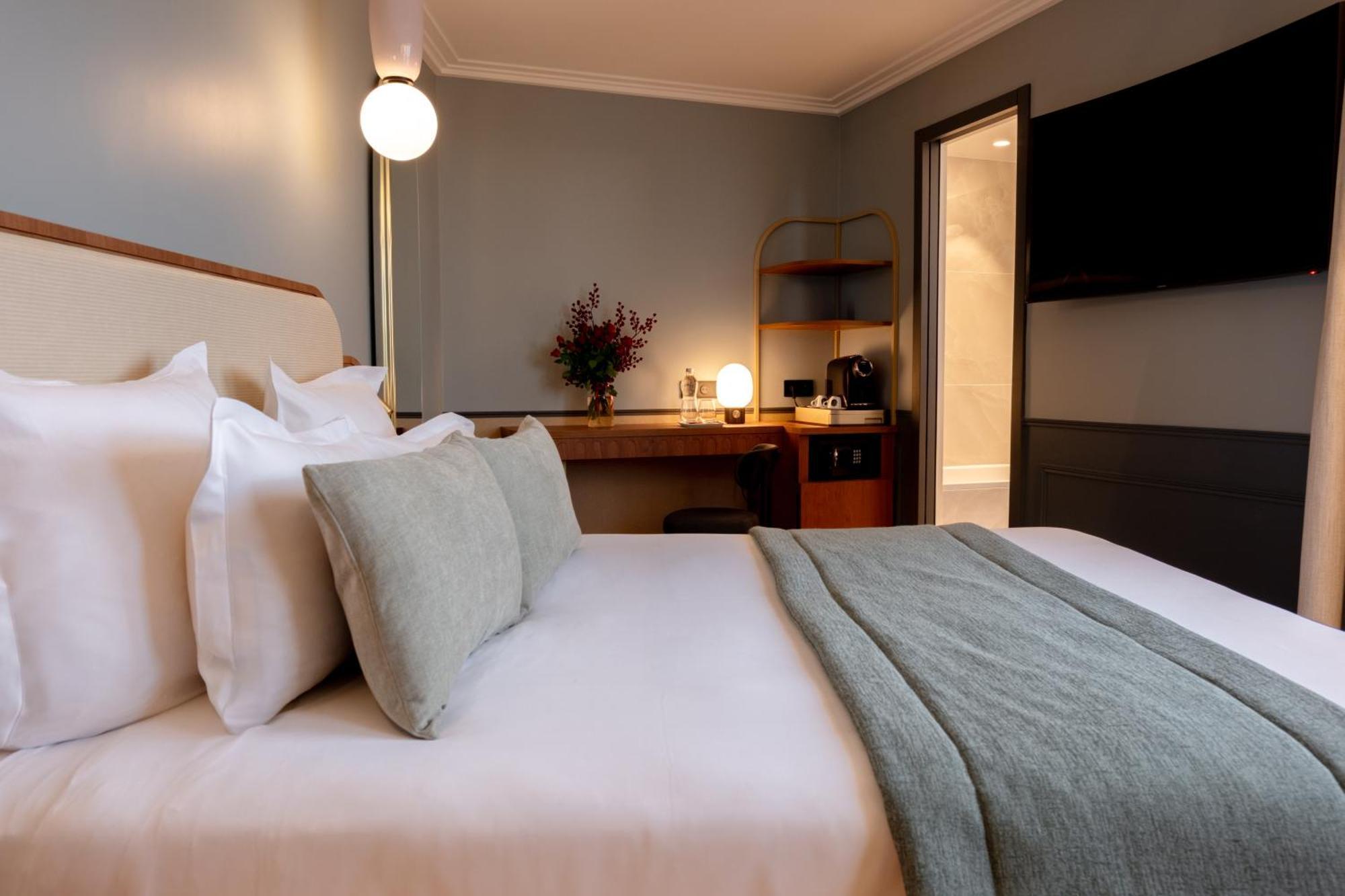 Hotel Grand Saint Michel 4*