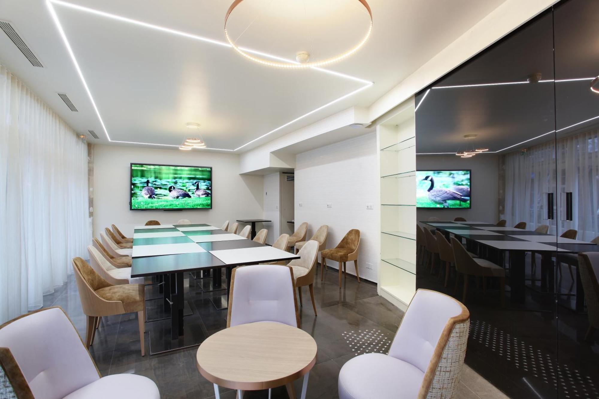 Grand Saint Michel 4* Paris