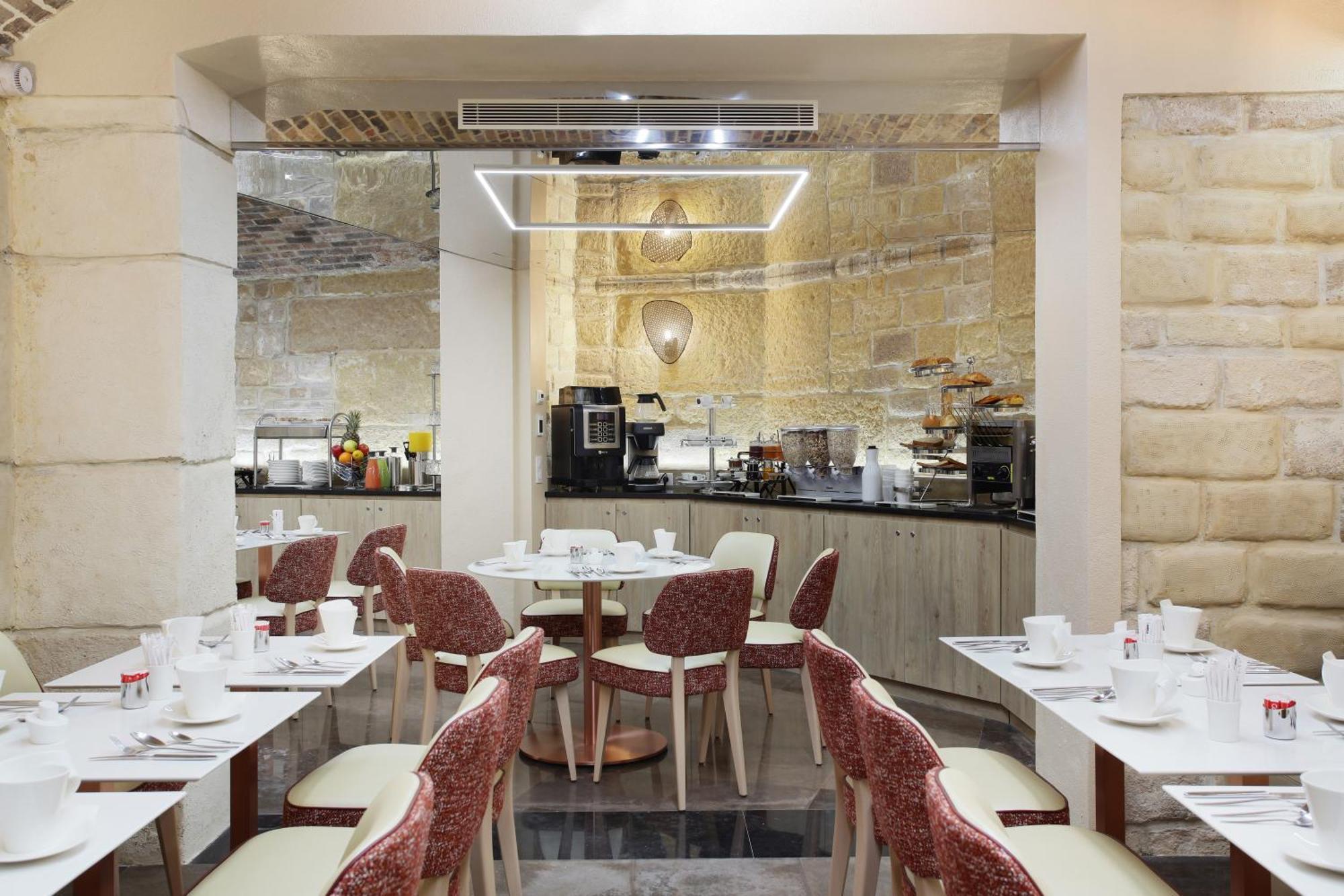 Grand Saint Michel Hotel