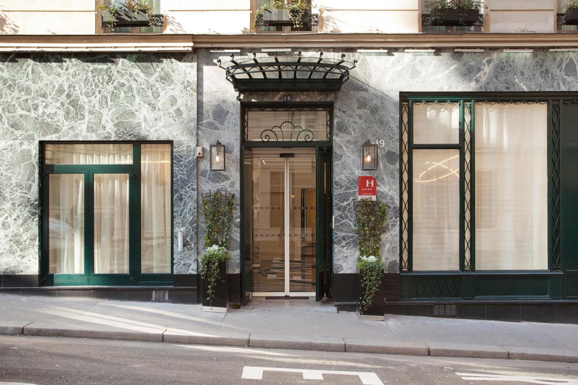 Hotel Grand Saint Michel