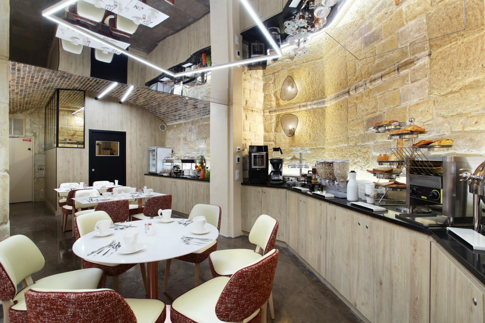 Hotel Grand Saint Michel Parigi