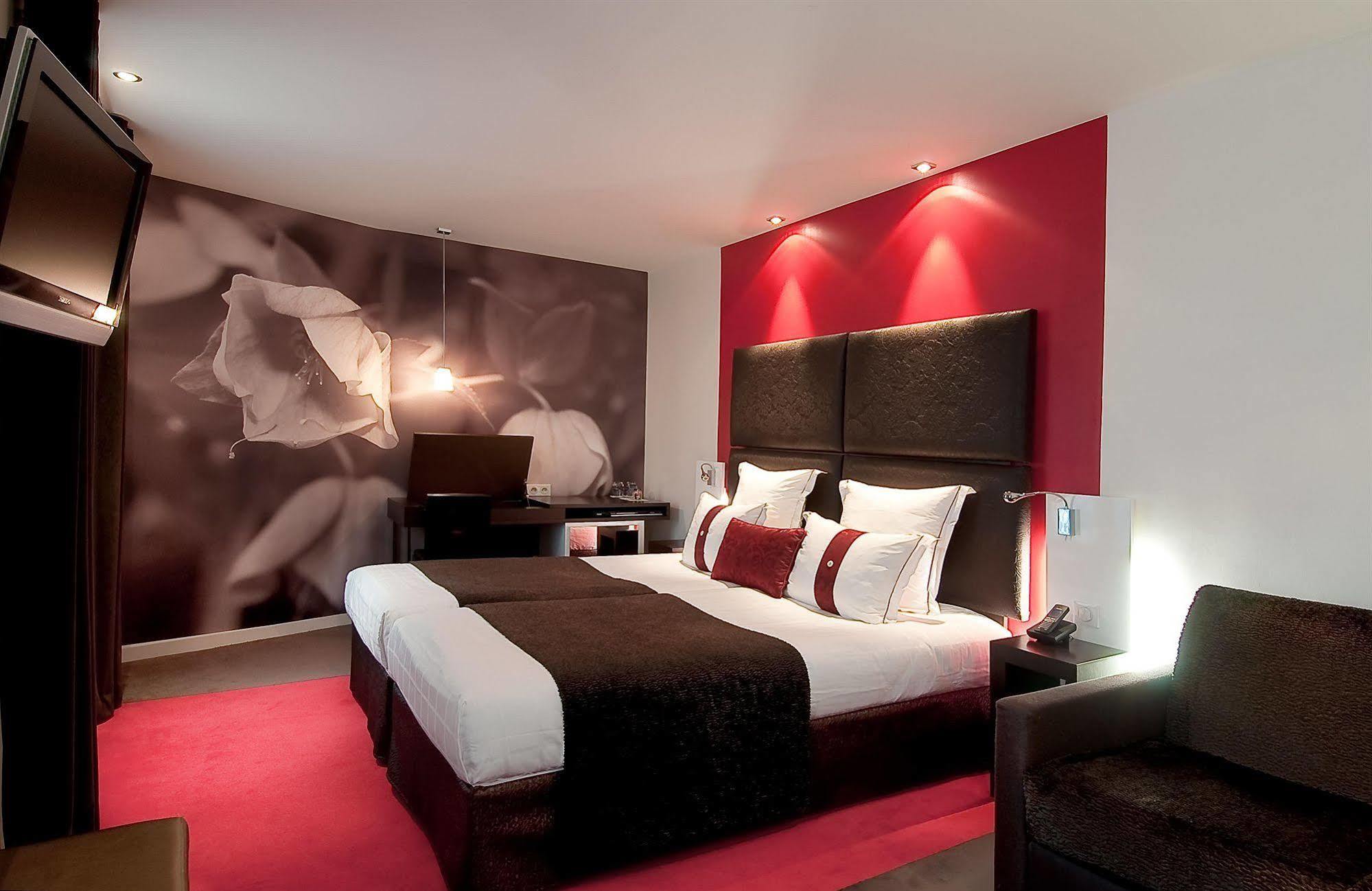 Grand Saint Michel Hotel 4*